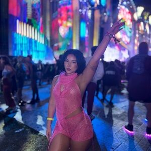 Pink Knit Festival Outfit